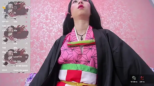Snapshot of NEZUKO_MITSURI chatting on May 2026 04:55:02 PM NEZUKO MITSURI online show from May 2026 04:55:02 PM