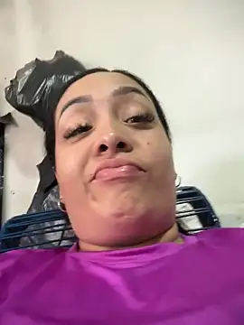 Sheeryl   online show from October 2025 06:19:01 PM