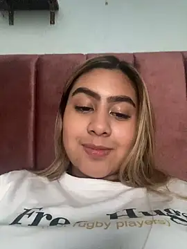 Miabonnett  online show from February 2025 10:00:02 PM