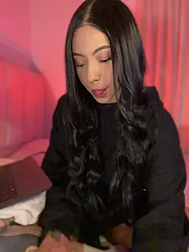 Snapshot of eva_elifee chatting on February 2026 08:41:01 AM eva elifee online show from February 2026 08:41:01 AM