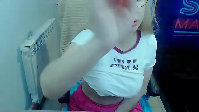 kerakiss877 online show from November 2025 05:39:01 AM