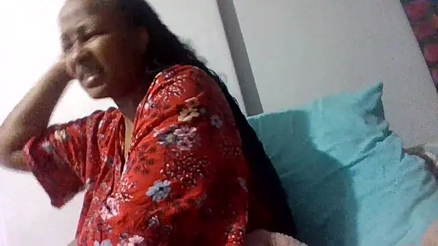 BabeAssXX online show from October 2025 05:34:01 PM