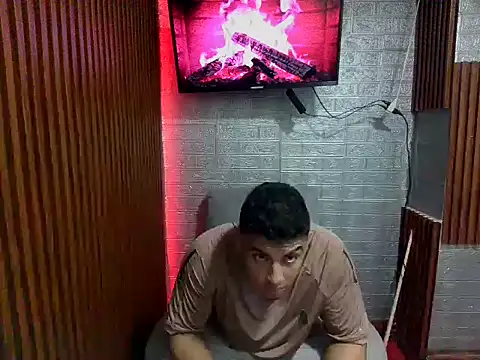 Snapshot of Zayden_Knox chatting on November 2025 02:33:01 AM Zayden Knox online show from November 2025 02:33:01 AM