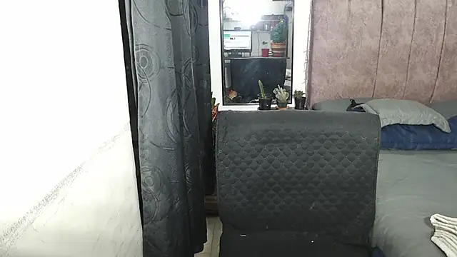 Liza Thurner online show from December 2024 12:13:01 AM