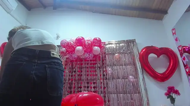 little-Emma online show from February 2025 12:04:01 AM