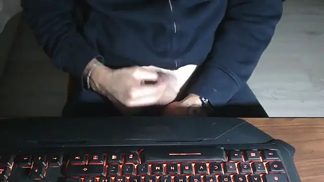 Adri gard online show from October 2025 08:59:02 PM