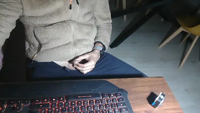 Adri gard online show from March 2026 09:40:01 PM