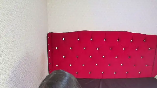 Lilyevansx online show from April 2026 04:04:02 PM