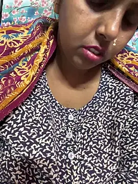 Beauty-queen online show from March 2025 04:33:02 PM