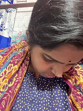 Beauty-queen online show from March 2025 02:40:02 PM