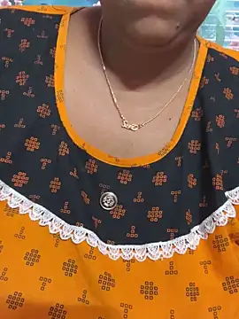 Beauty-queen online show from March 2025 12:32:02 PM