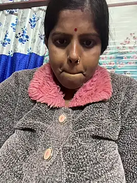 Beauty-queen online show from February 2026 01:59:01 PM