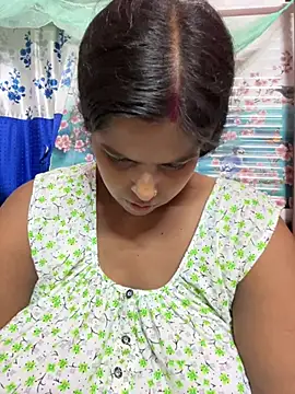 Beauty-queen online show from June 2026 01:39:02 PM