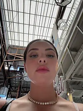 Alirawrz online show from March 2026 03:23:01 AM