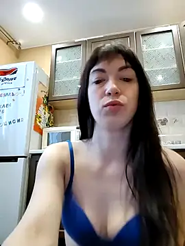 NikaXBerry online show from December 2024 04:01:02 AM