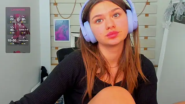 Josephine Kiss online show from December 2024 05:55:01 PM