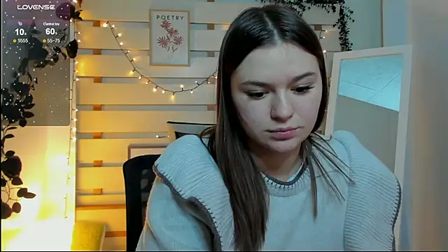 Josephine Kiss online show from February 2026 02:22:01 PM