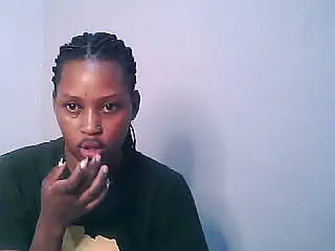 Snapshot of Sweet_Vinkah chatting on February 2025 07:05:01 PM Sweet Vinkah online show from February 2025 07:05:01 PM