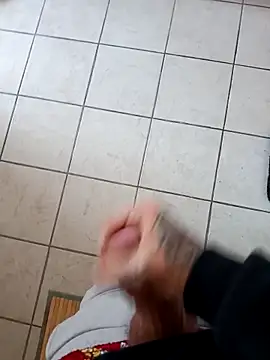 YoungDick25 online show from April 2026 04:48:02 PM