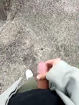 YoungDick25 online show from April 2026 04:33:02 PM