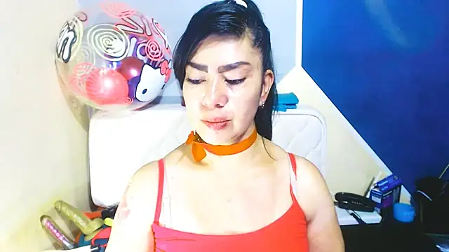 luisahott online show from April 2026 05:41:02 PM