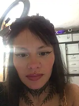 Tifanny Sweett online show from April 2026 02:15:01 AM