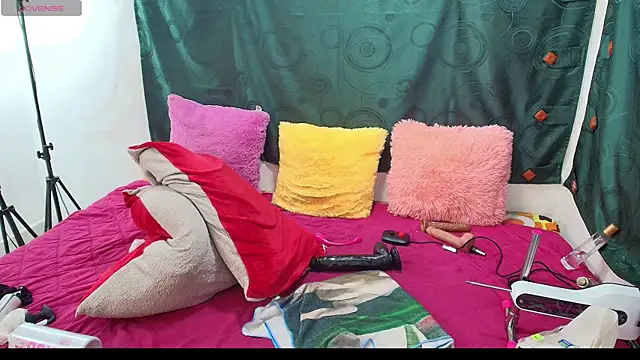 CrazyDirty Barbarian online show from October 2025 11:43:01 PM