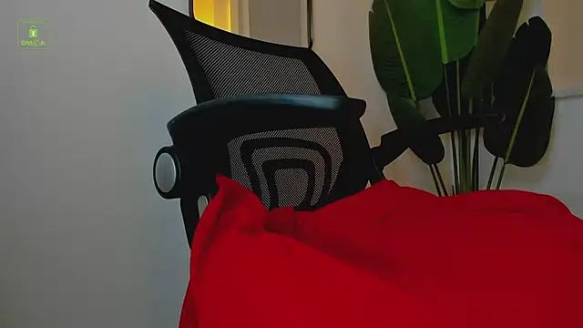 Whitney Svonn online show from January 2025 03:32:02 PM