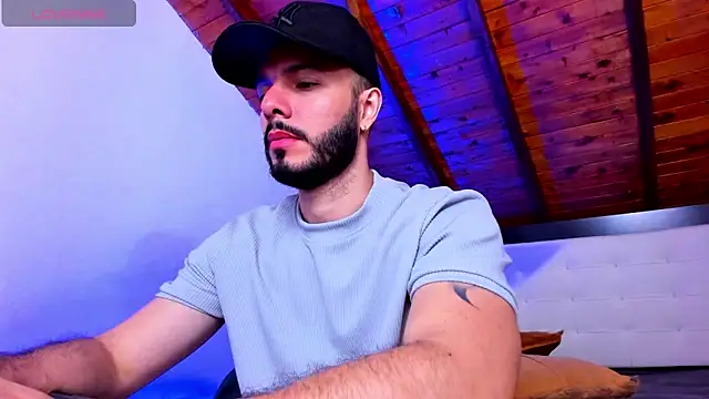 Tom Bailey online show from April 2026 01:19:01 PM