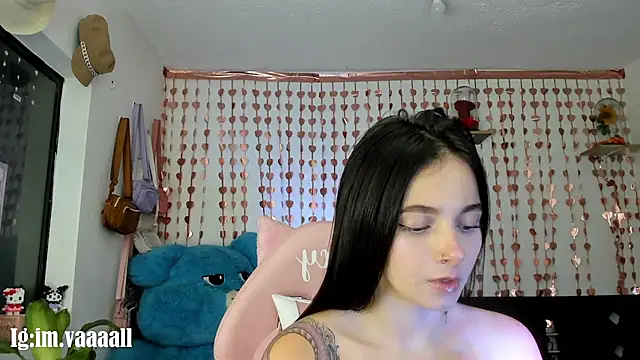 lucyy tay online show from September 2025 09:59:02 PM