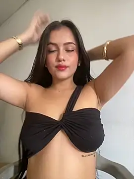 Snapshot of AbbyMillerrr chatting on May 2026 02:33:02 PM AbbyMillerrr online show from May 2026 02:33:02 PM