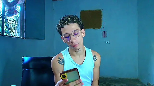 mateodeamjo online show from February 2026 09:32:01 PM