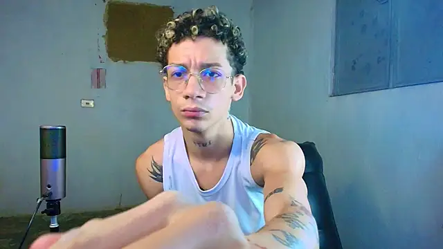 mateodeamjo online show from February 2026 05:39:02 AM