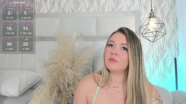 1m dalhia online show from November 2025 08:40:01 PM