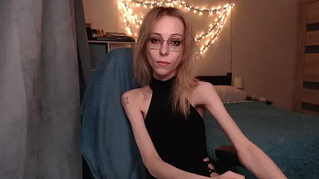 amber quell here online show from March 2025 02:13:01 PM