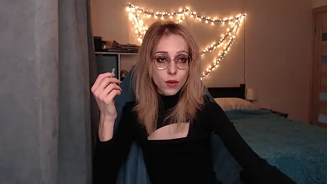 amber quell here online show from March 2025 02:12:02 PM