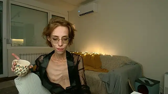 amber quell here online show from July 2026 04:31:02 PM