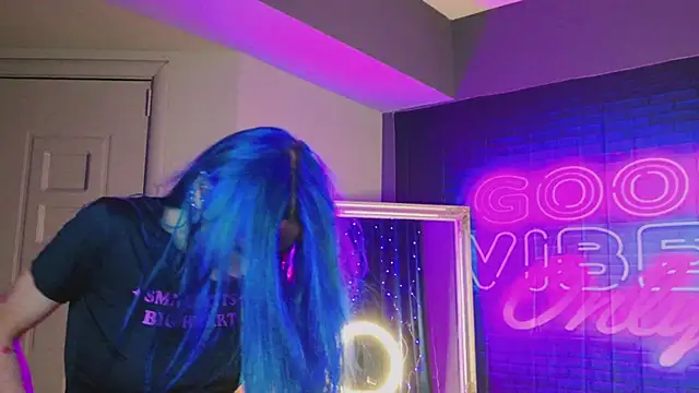 AriaVoss online show from December 2024 08:38:01 PM