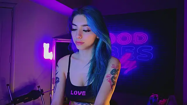 AriaVoss online show from January 2025 02:52:01 AM