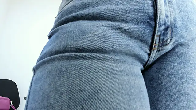 Amelia Debora Antonella online show from February 2026 01:48:02 PM