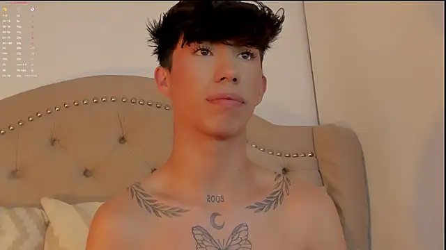 Snapshot of FabianPriince chatting on January 2025 11:54:01 PM FabianPriince online show from January 2025 11:54:01 PM