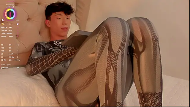 Snapshot of FabianPriince chatting on February 2025 10:31:01 PM FabianPriince online show from February 2025 10:31:01 PM