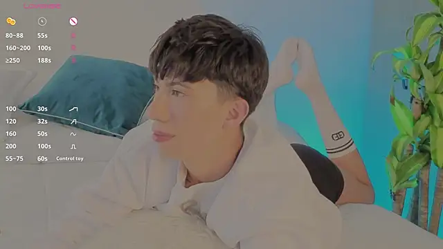 Snapshot of FabianPriince chatting on November 2025 07:34:02 PM FabianPriince online show from November 2025 07:34:02 PM