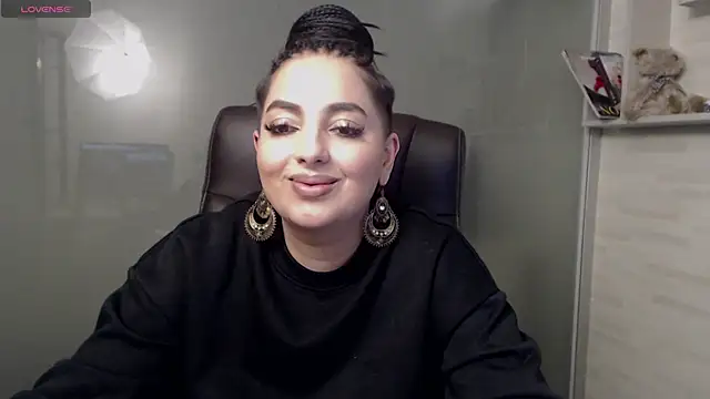 BustyAllyy online show from March 2025 02:45:01 AM