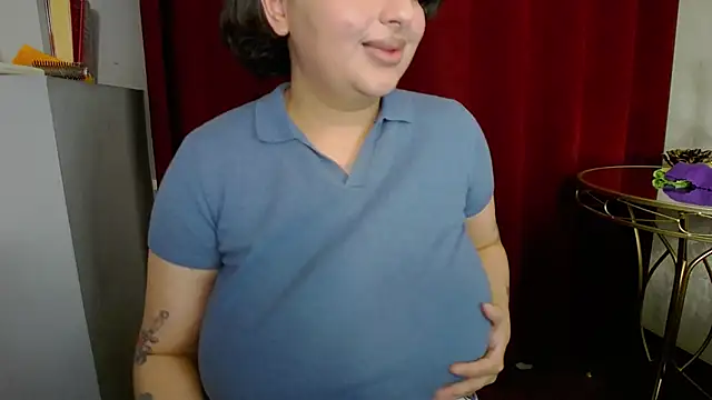 BustyAllyy online show from November 2025 05:11:01 PM