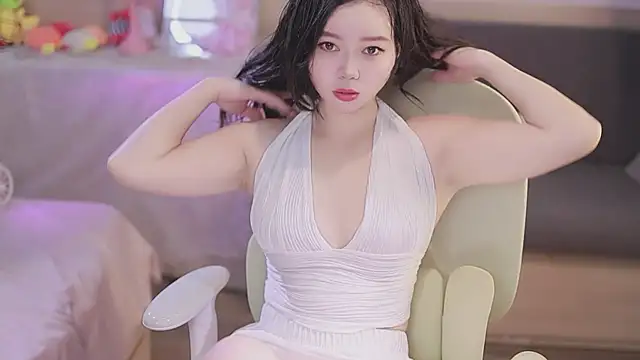 lilies-sweet online show from October 2025 11:46:02 AM