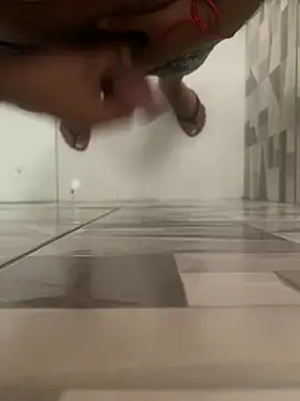 Snapshot of baruel-10 chatting on January 2025 04:25:01 PM baruel-10 online show from January 2025 04:25:01 PM