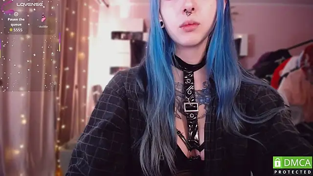 Snapshot of JustMeowGirl chatting on January 2026 05:11:02 AM JustMeowGirl online show from January 2026 05:11:02 AM