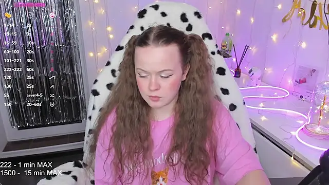 HANNA MONTANAS online show from January 2025 08:25:02 PM