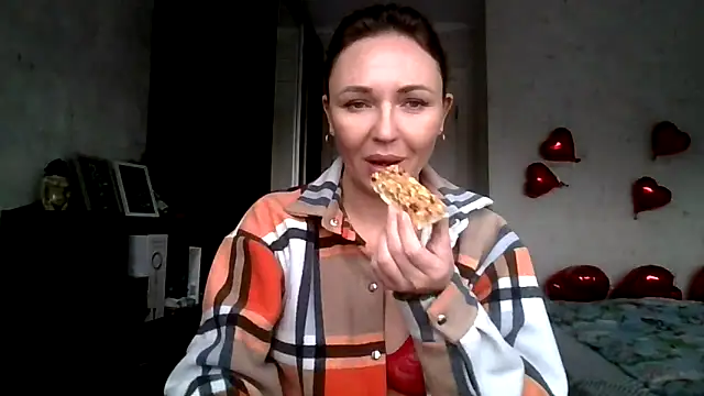 AngelinaLove28 online show from February 2026 07:02:02 AM